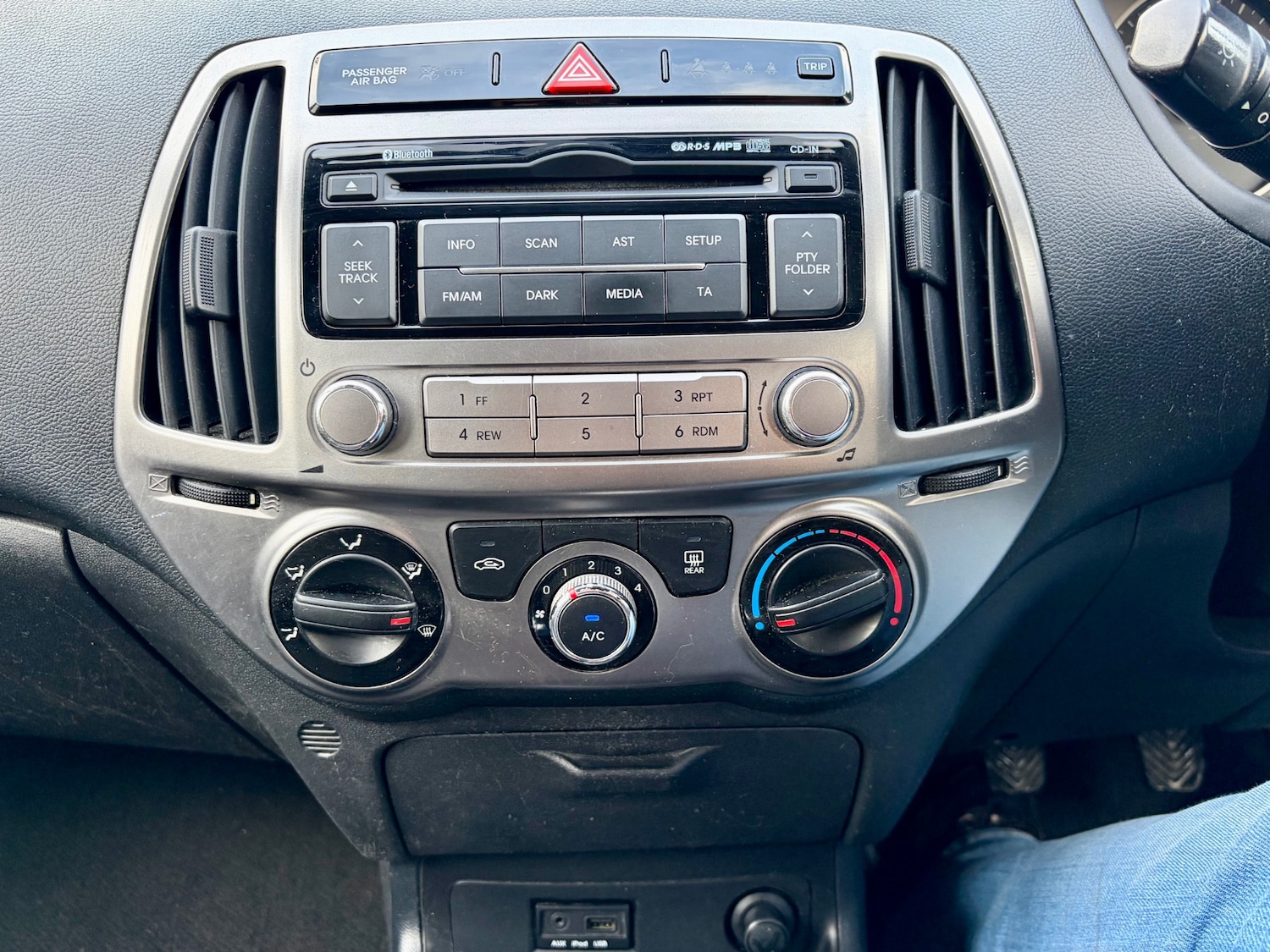 Used Hyundai i20 2013 for sale - 76599505: Photo 27