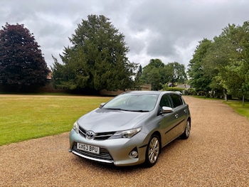 Used Toyota Auris 2013 for sale - 78832223: Photo