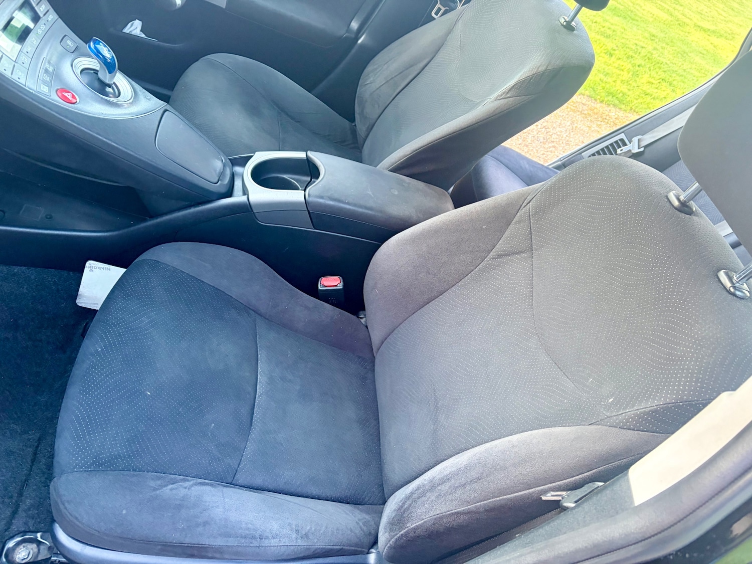 Used Toyota Prius 2015 for sale - 77997795: Photo 4