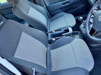 Used Vauxhall Zafira 2012 for sale - 77447677: Photo