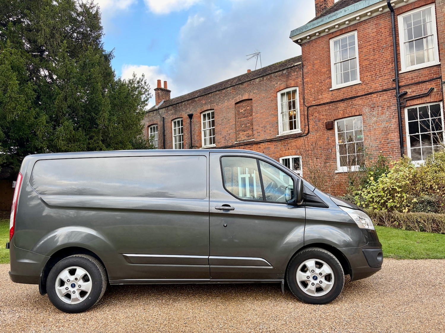 Used Ford Transit Custom 2017 for sale - 77135850: Photo 2