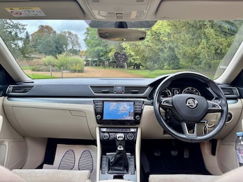Used Skoda Superb 2016 for sale - 76165423: Photo 4
