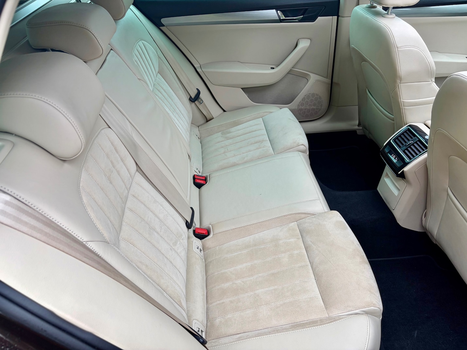 Used Skoda Superb 2016 for sale - 76165423: Photo 5