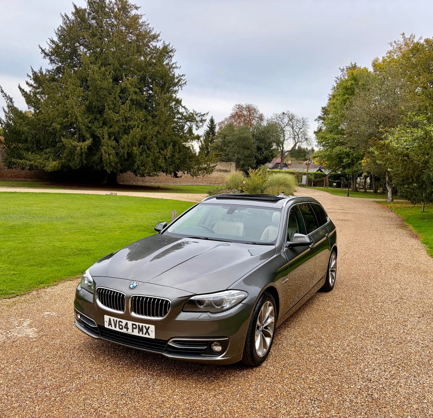 Used BMW 5 Series 2014 for sale - 76354992: Photo 10