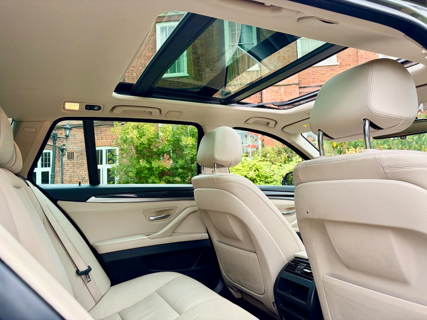 Used BMW 5 Series 2014 for sale - 76354992: Photo 35