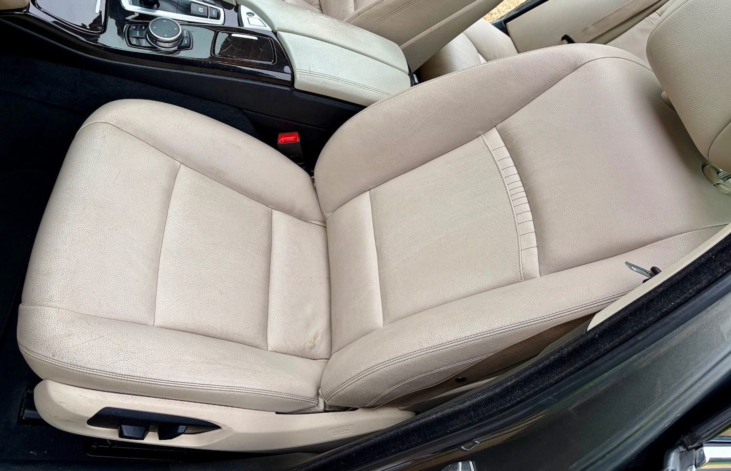 Used BMW 5 Series 2014 for sale - 76354992: Photo 49