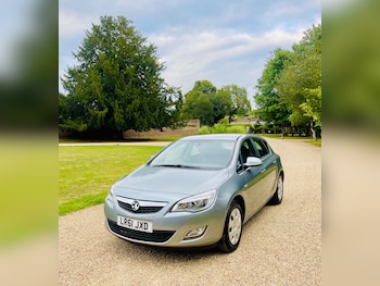 Used Vauxhall Astra 2011 for sale - 76134657: Photo