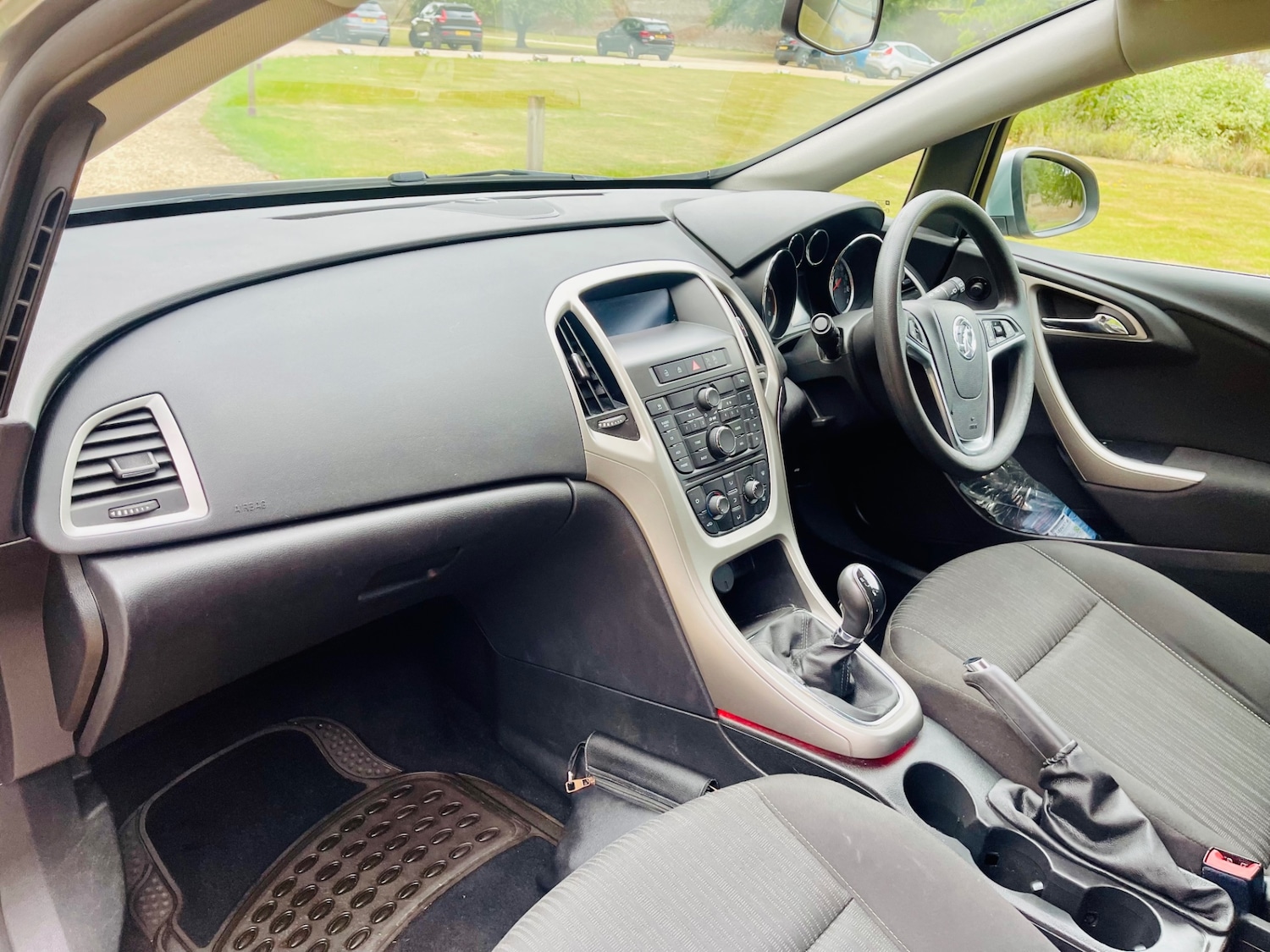 Used Vauxhall Astra 2011 for sale - 76134657: Photo 24