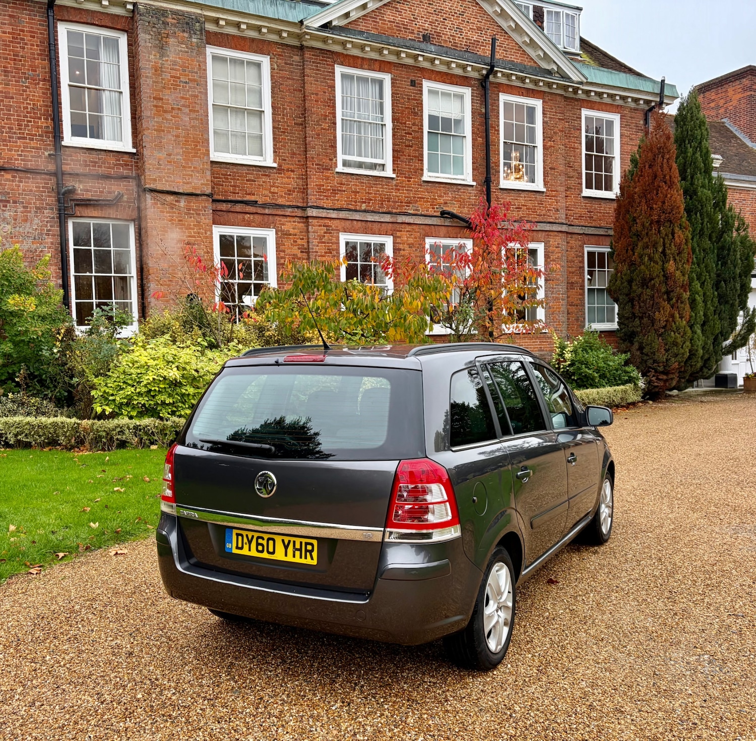 Used Vauxhall Zafira 2010 for sale - 76739013: Photo 10