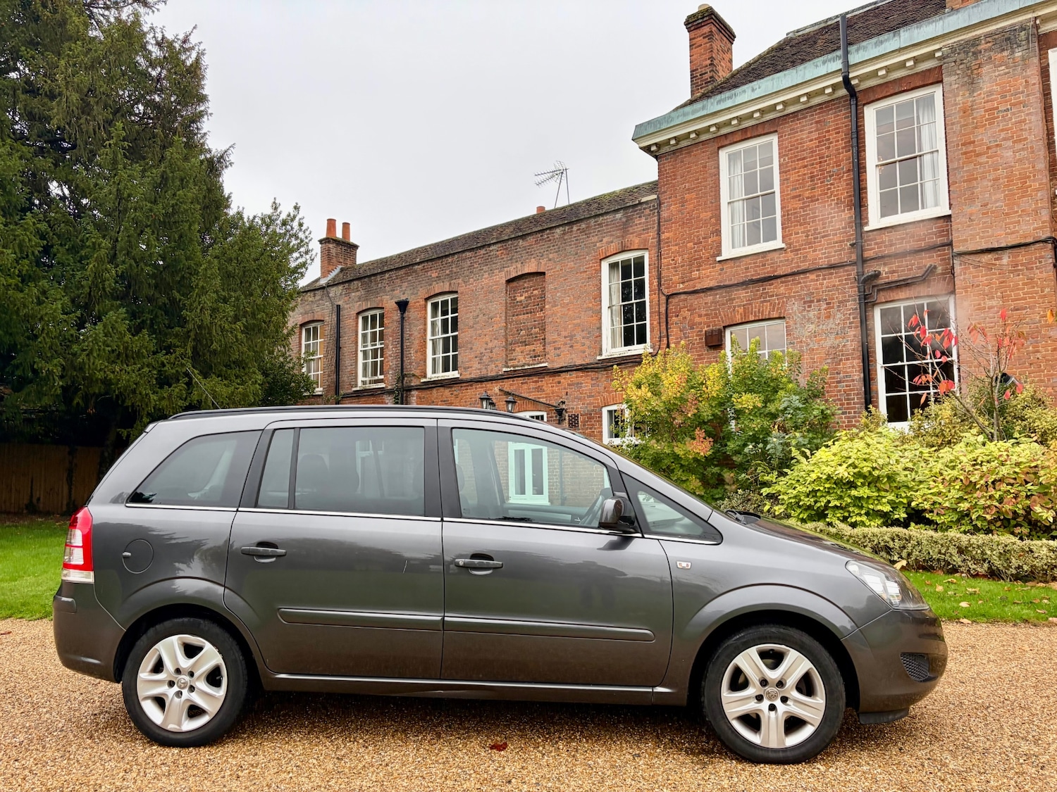 Used Vauxhall Zafira 2010 for sale - 76739013: Photo 13