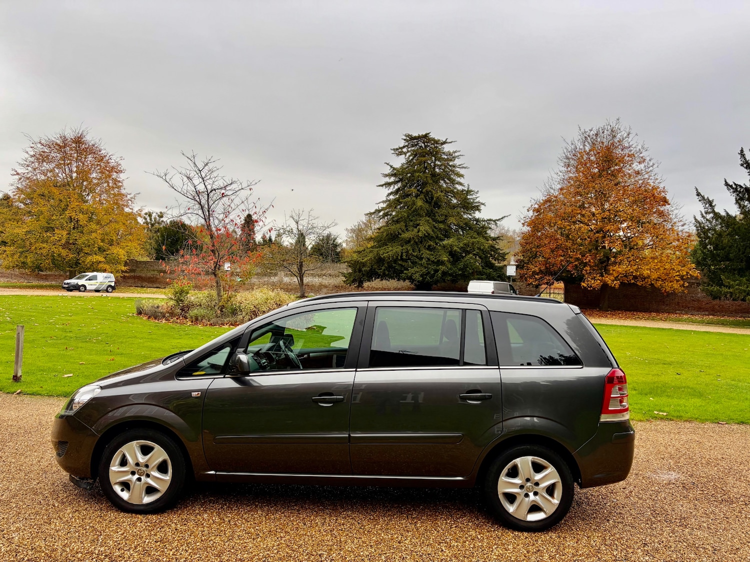 Used Vauxhall Zafira 2010 for sale - 76739013: Photo 23