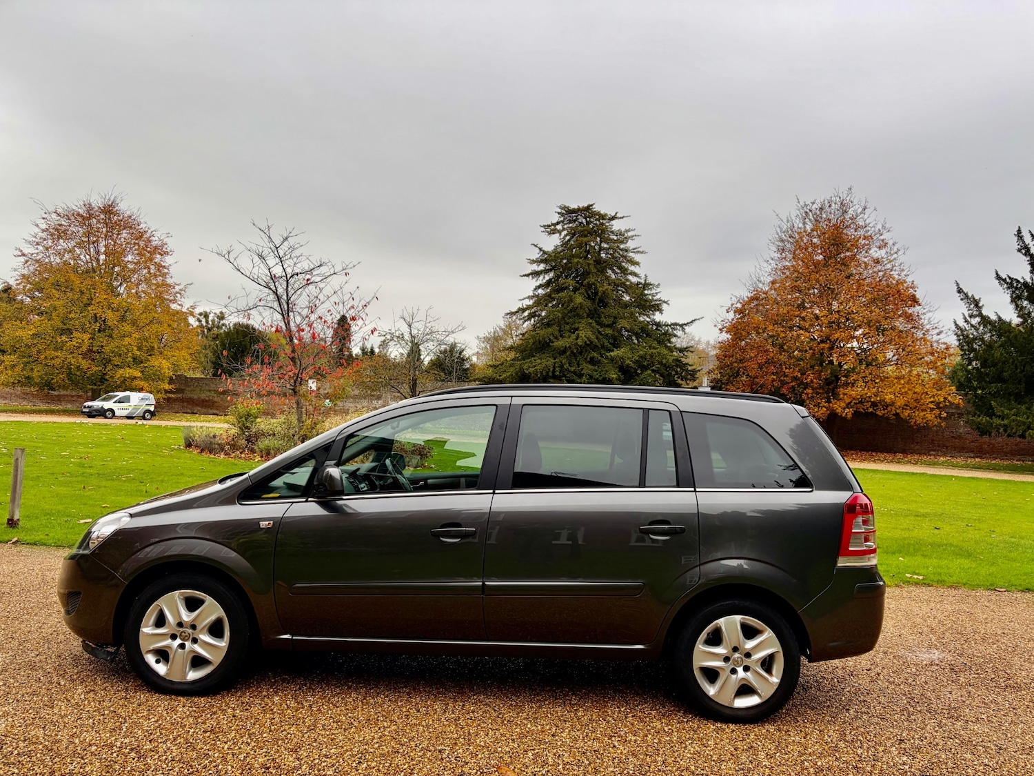 Used Vauxhall Zafira 2010 for sale - 76739013: Photo 26