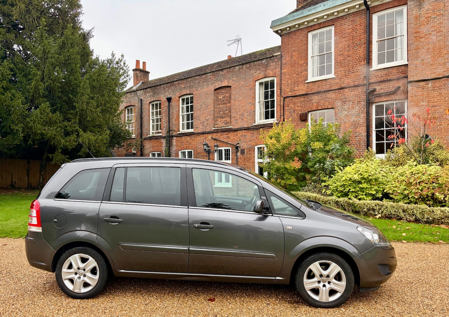 Used Vauxhall Zafira 2010 for sale - 76739013: Photo 9