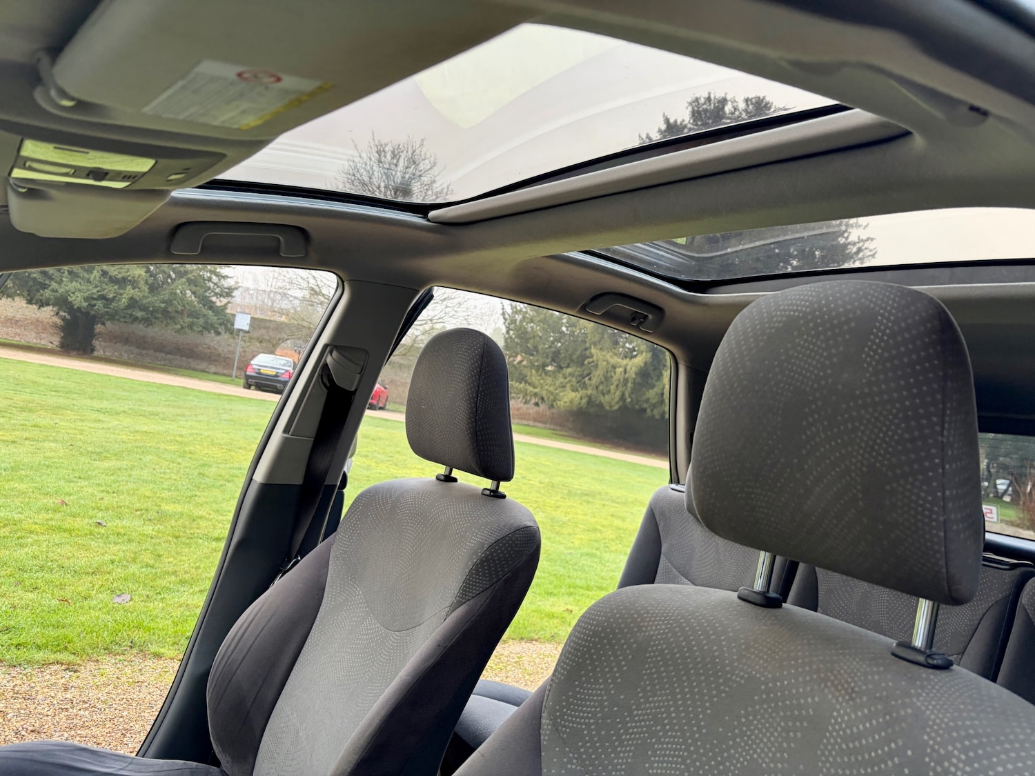 Used Toyota Prius+ 2012 for sale - 77704381: Photo 18