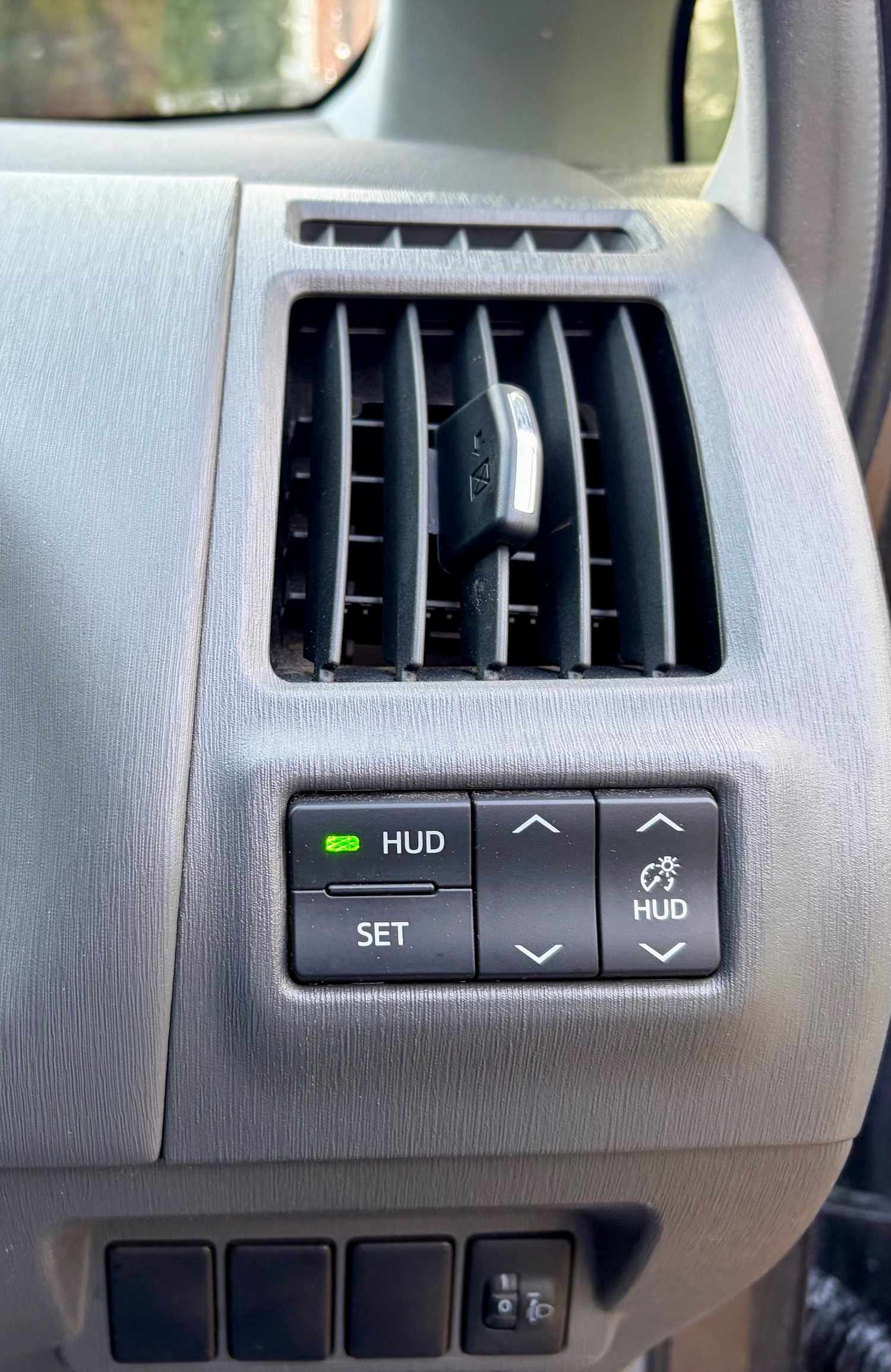 Used Toyota Prius+ 2012 for sale - 77704381: Photo 23