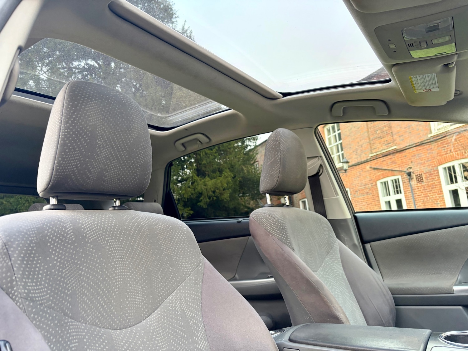 Used Toyota Prius+ 2012 for sale - 77704381: Photo 25