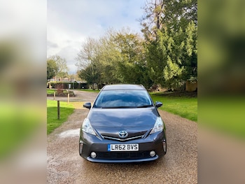 Used Toyota Prius+ 2012 for sale - 77704381: Photo