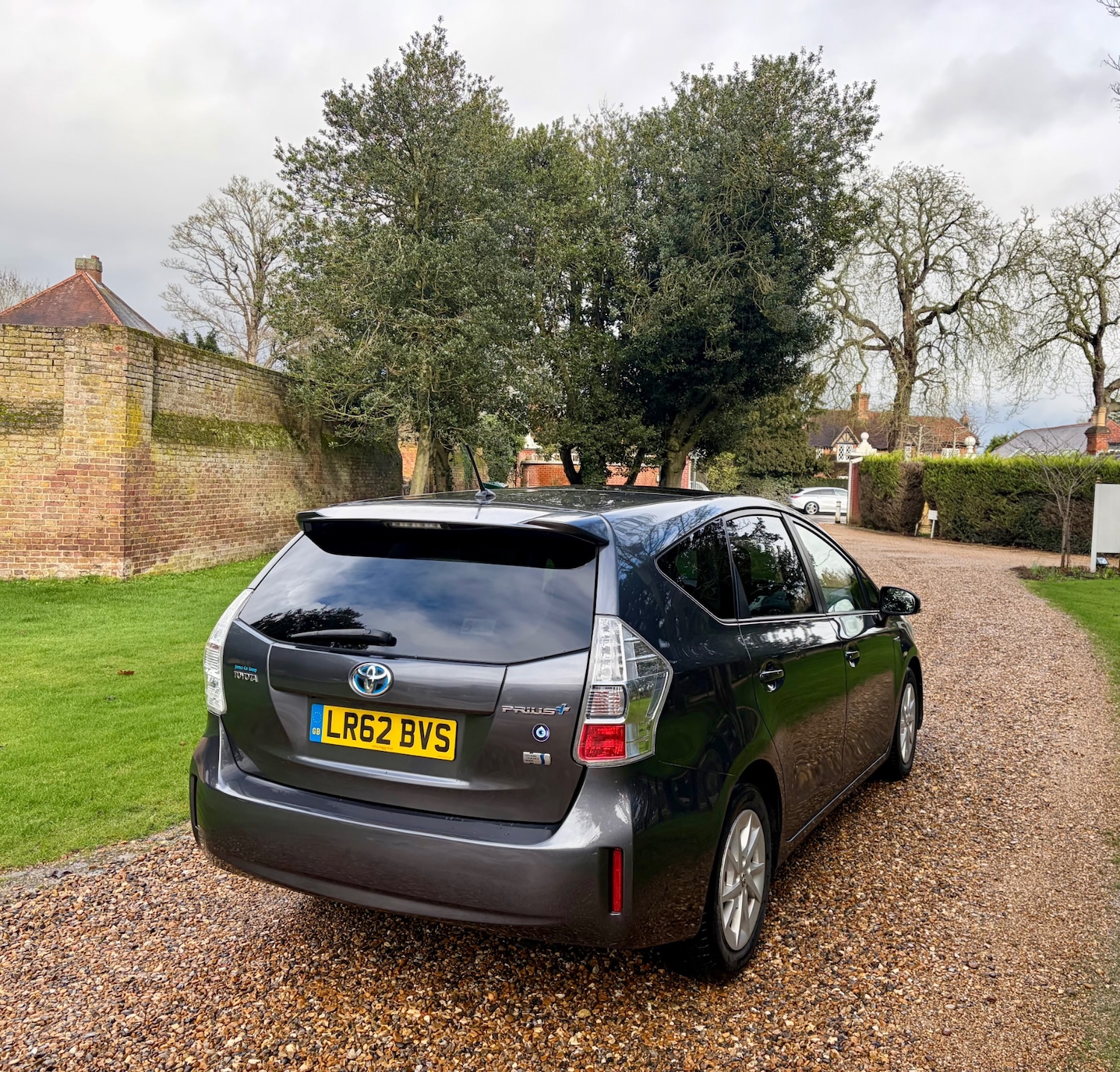 Used Toyota Prius+ 2012 for sale - 77704381: Photo 45