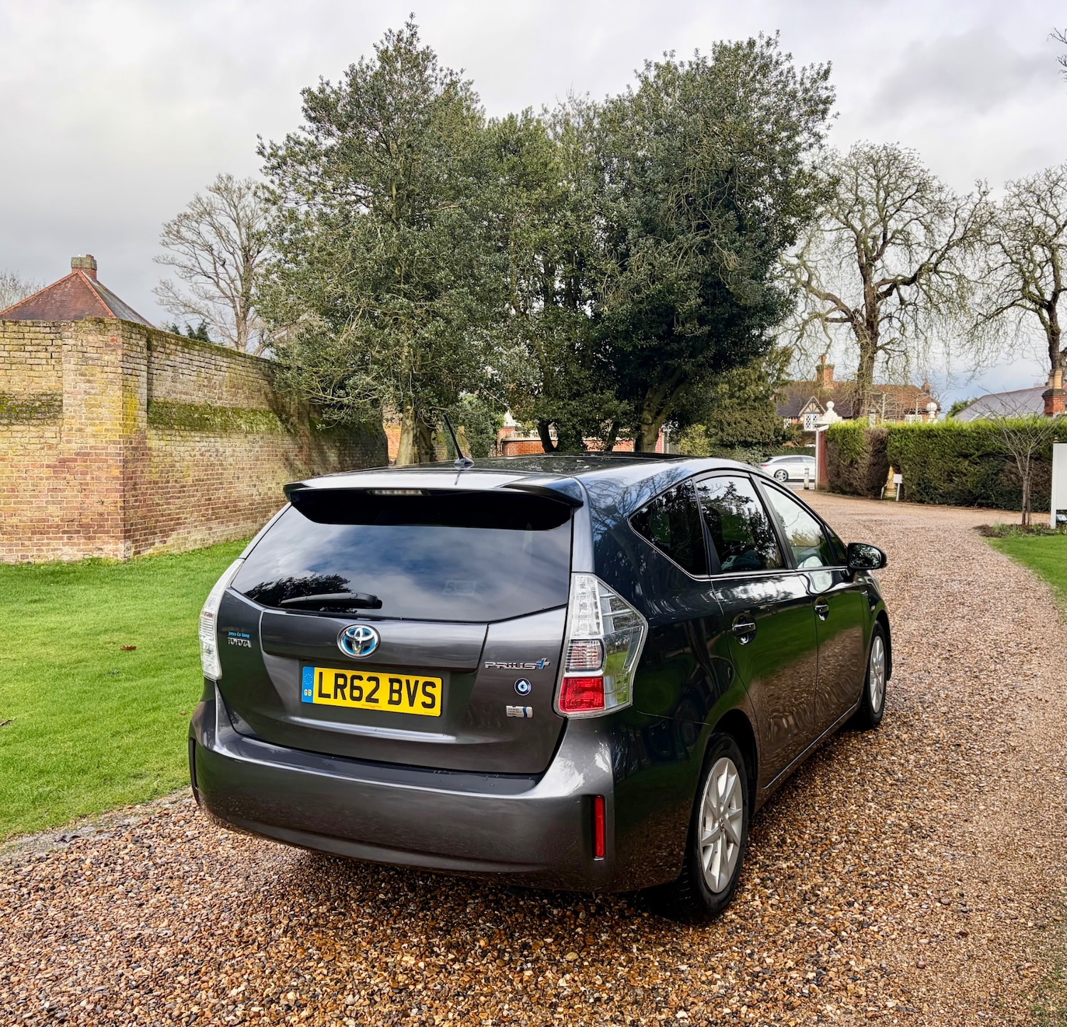 Used Toyota Prius+ 2012 for sale - 77704381: Photo 48