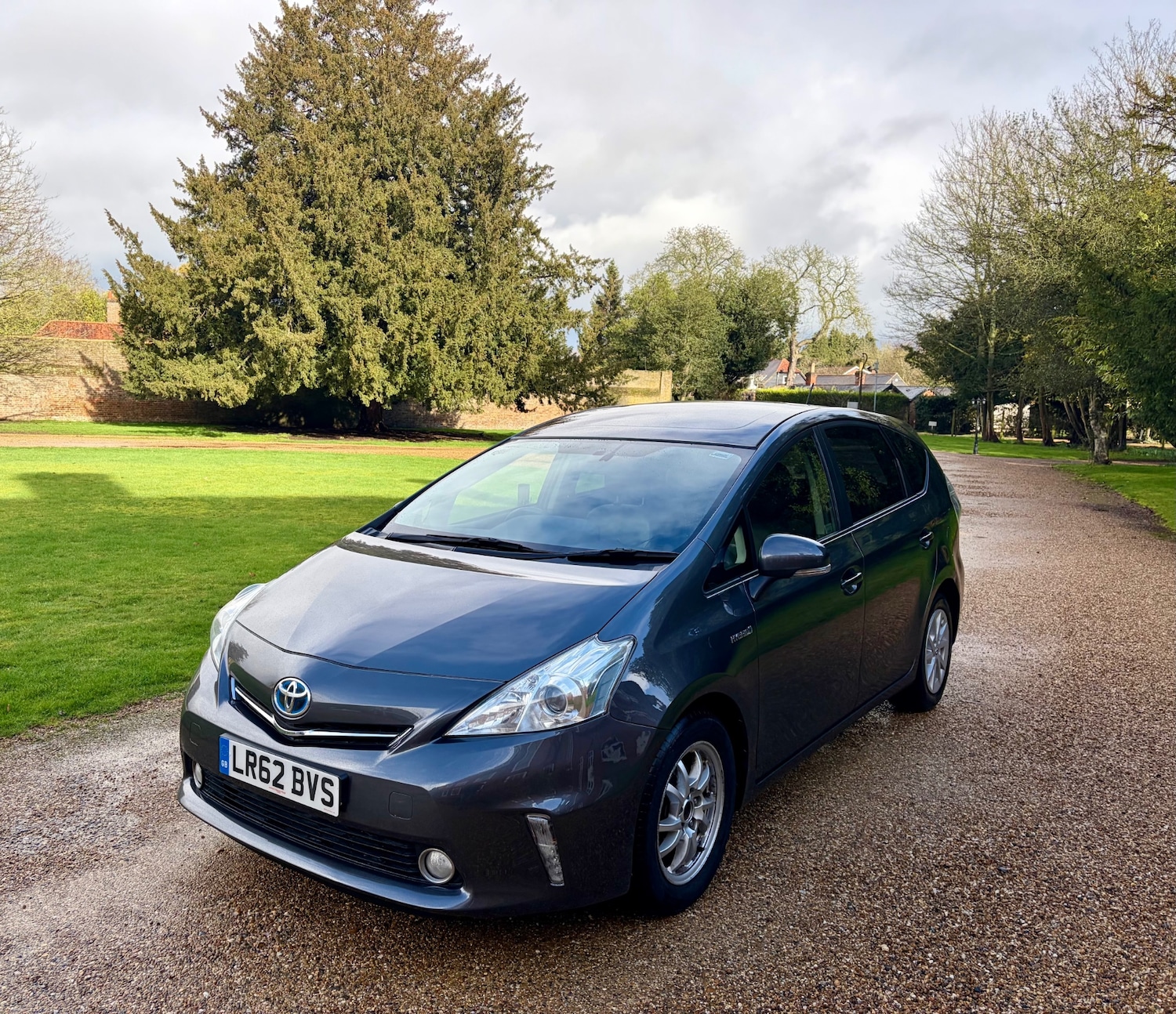 Used Toyota Prius+ 2012 for sale - 77704381: Photo 50