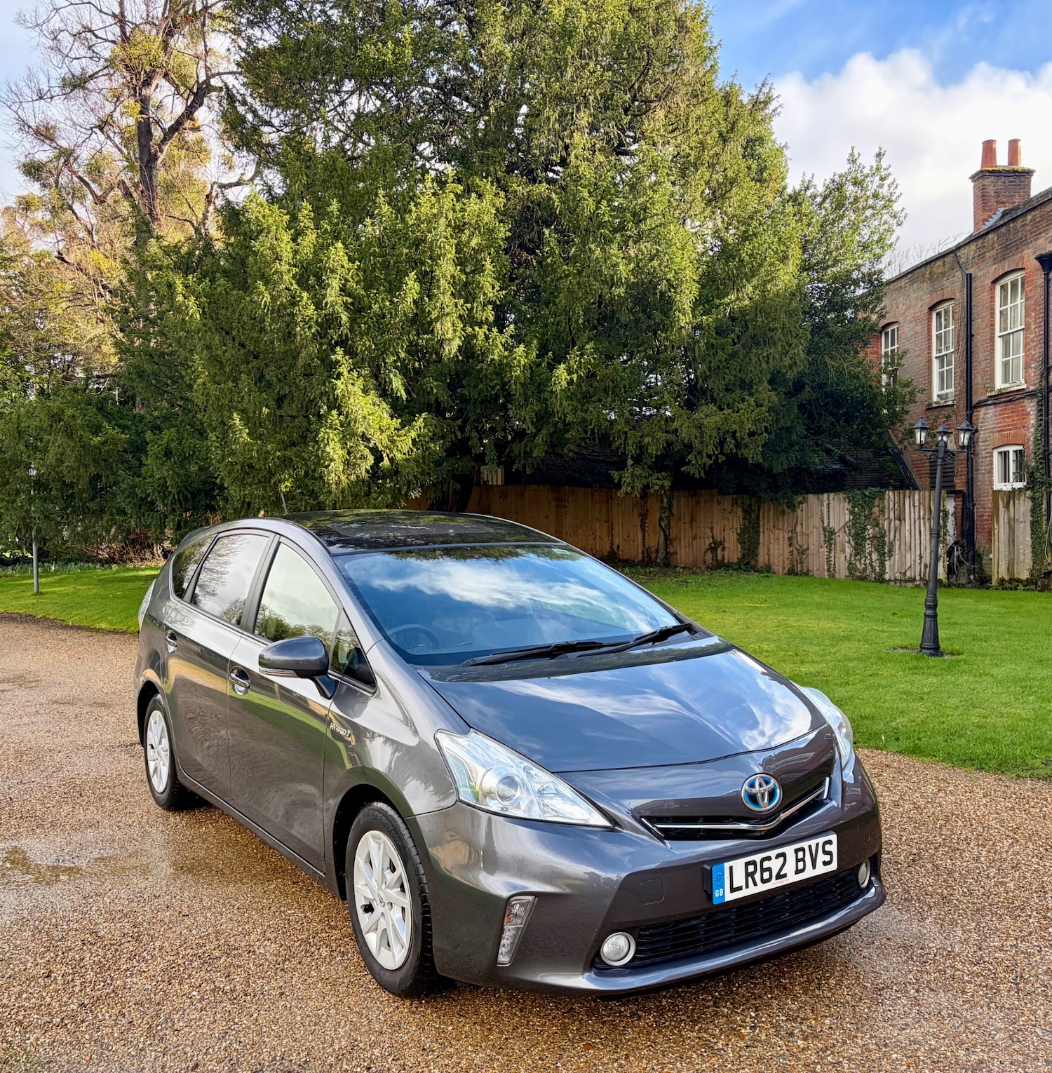 Used Toyota Prius+ 2012 for sale - 77704381: Photo 60