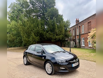 Used Vauxhall Astra 2014 for sale - 79211513: Photo