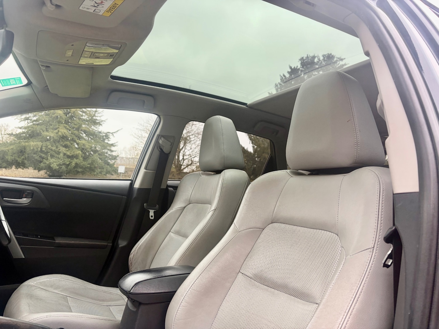 Used Toyota Auris 2013 for sale - 78000074: Photo 10