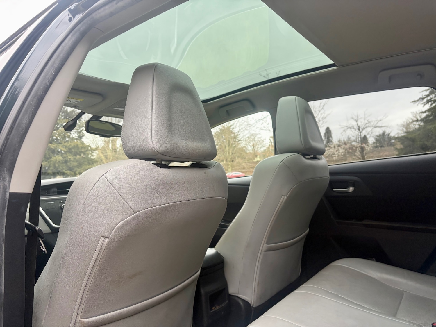 Used Toyota Auris 2013 for sale - 78000074: Photo 12