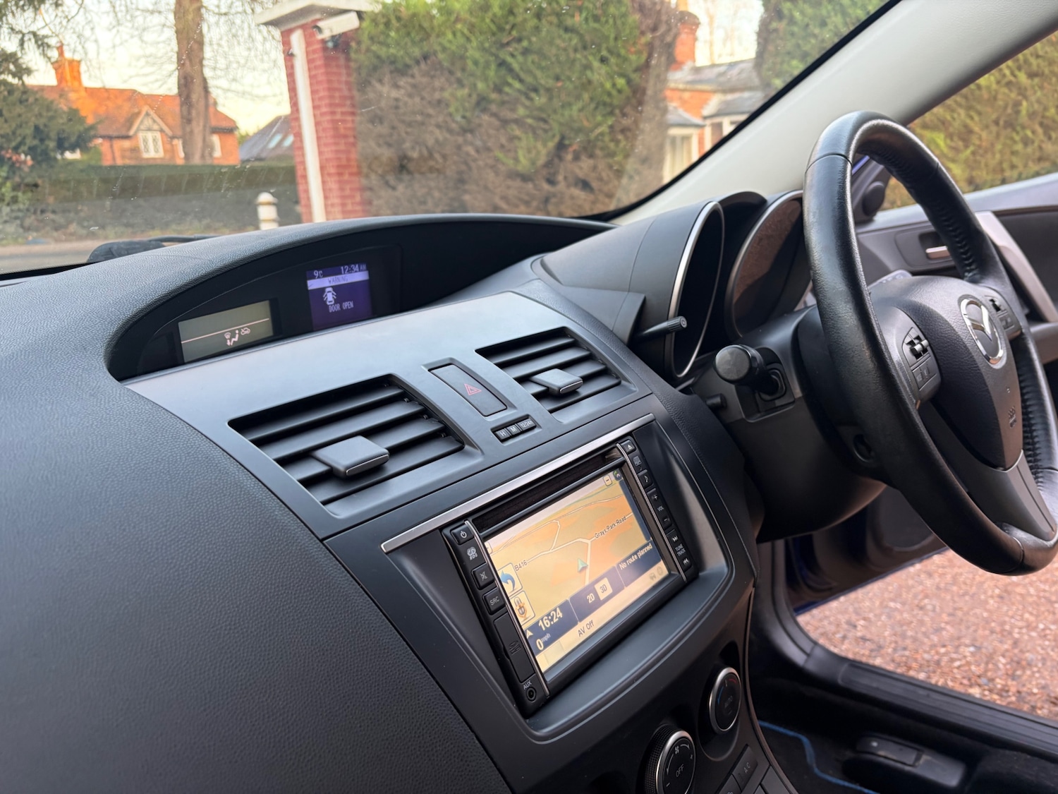 Used Mazda Mazda3 2013 for sale - 76974807: Photo 28