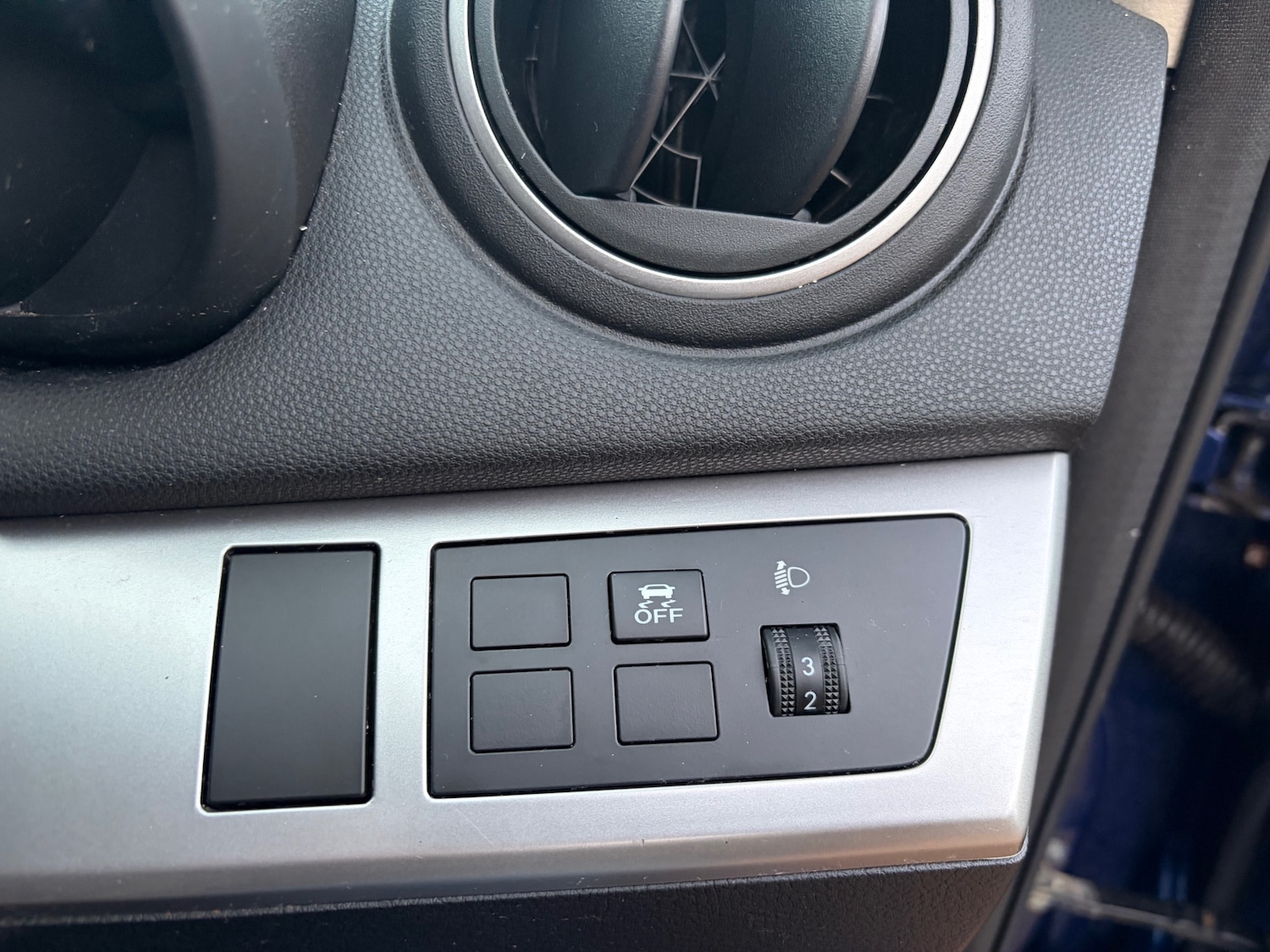 Used Mazda Mazda3 2013 for sale - 76974807: Photo 30