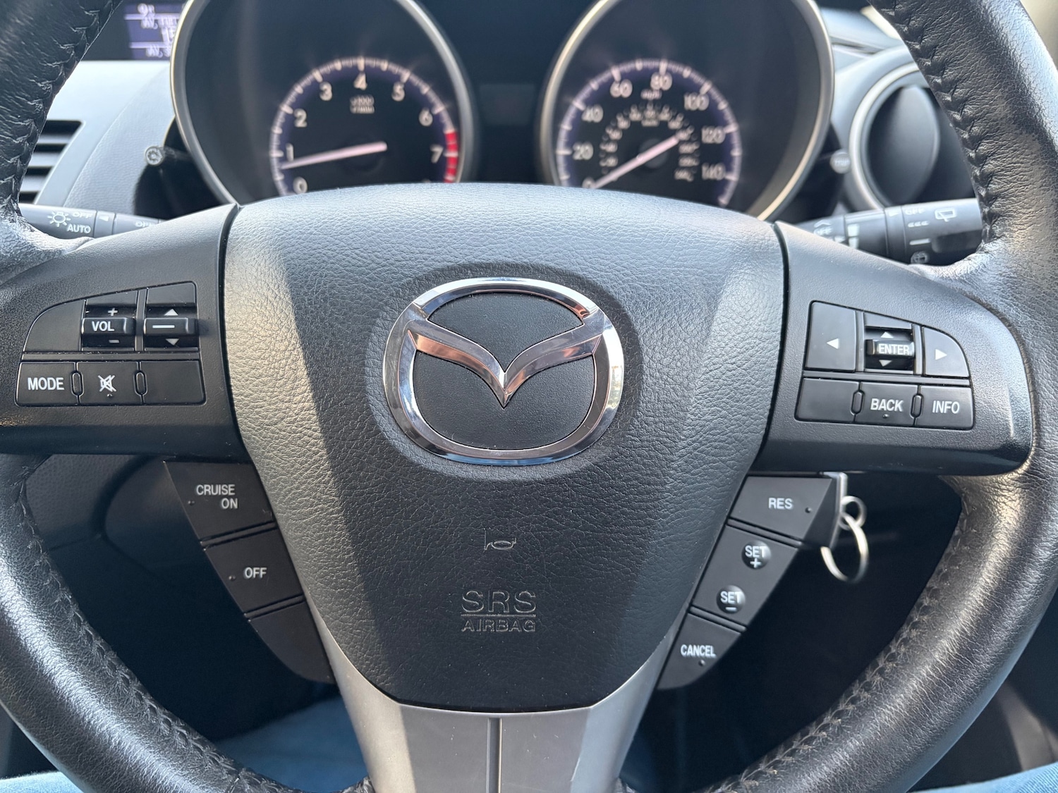 Used Mazda Mazda3 2013 for sale - 76974807: Photo 32