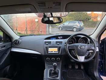 Used Mazda Mazda3 2013 for sale - 76974807: Photo