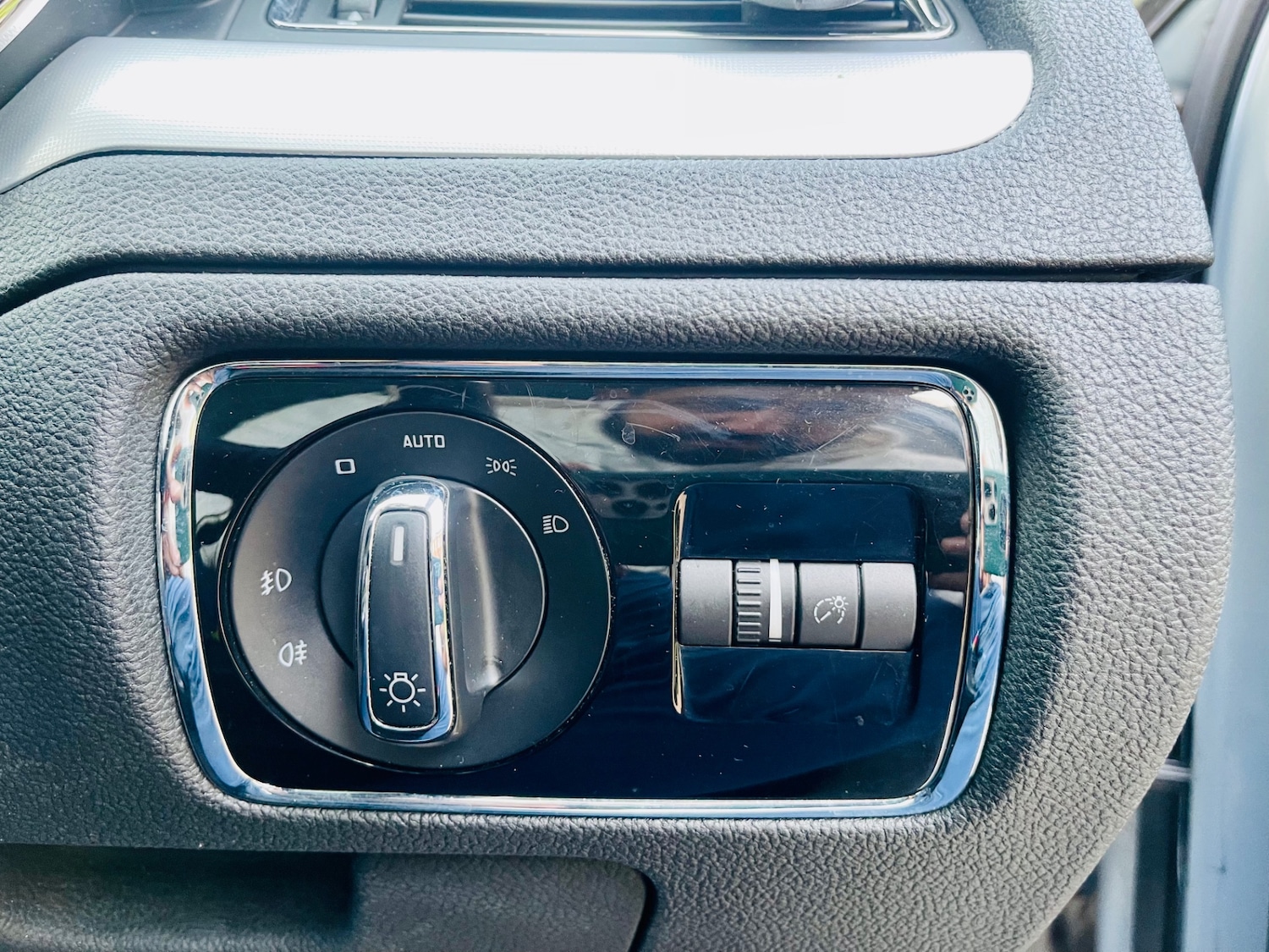 Used Skoda Superb 2011 for sale - 75976198: Photo 19