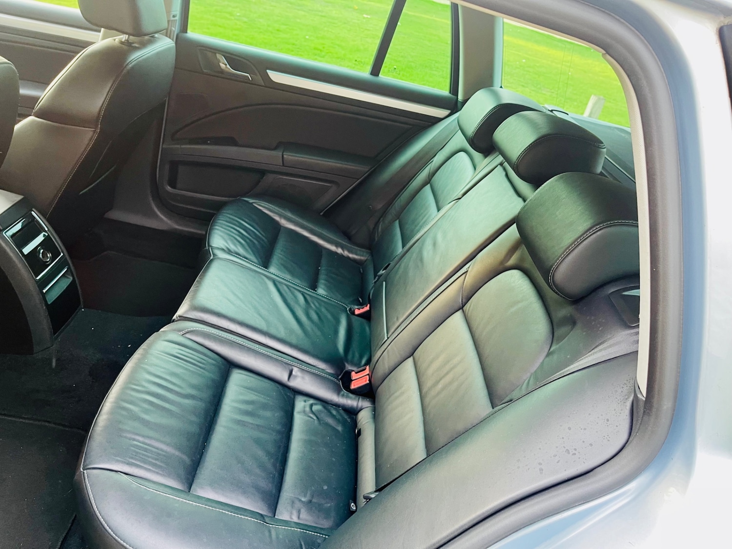 Used Skoda Superb 2011 for sale - 75976198: Photo 28