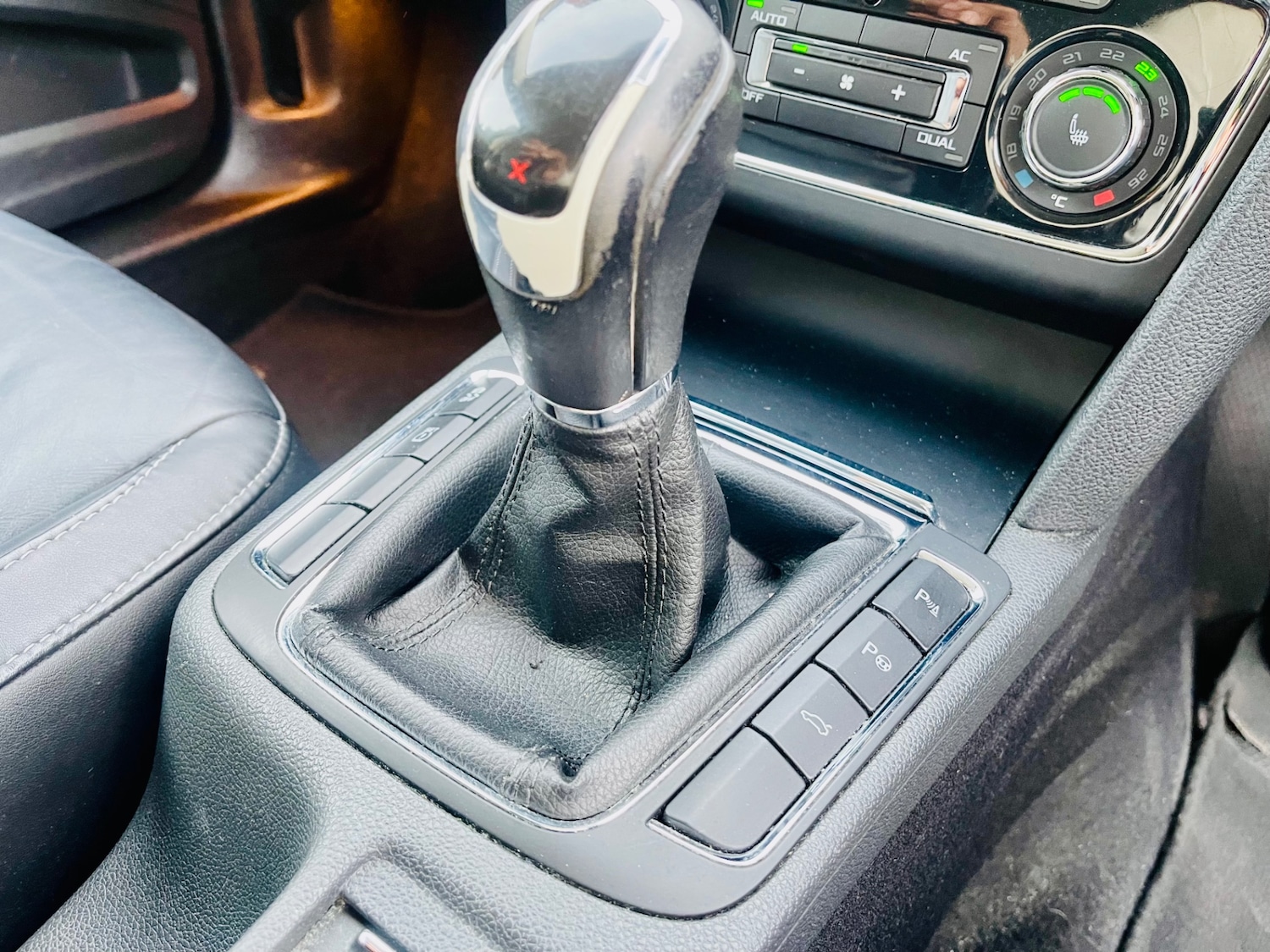 Used Skoda Superb 2011 for sale - 75976198: Photo 8