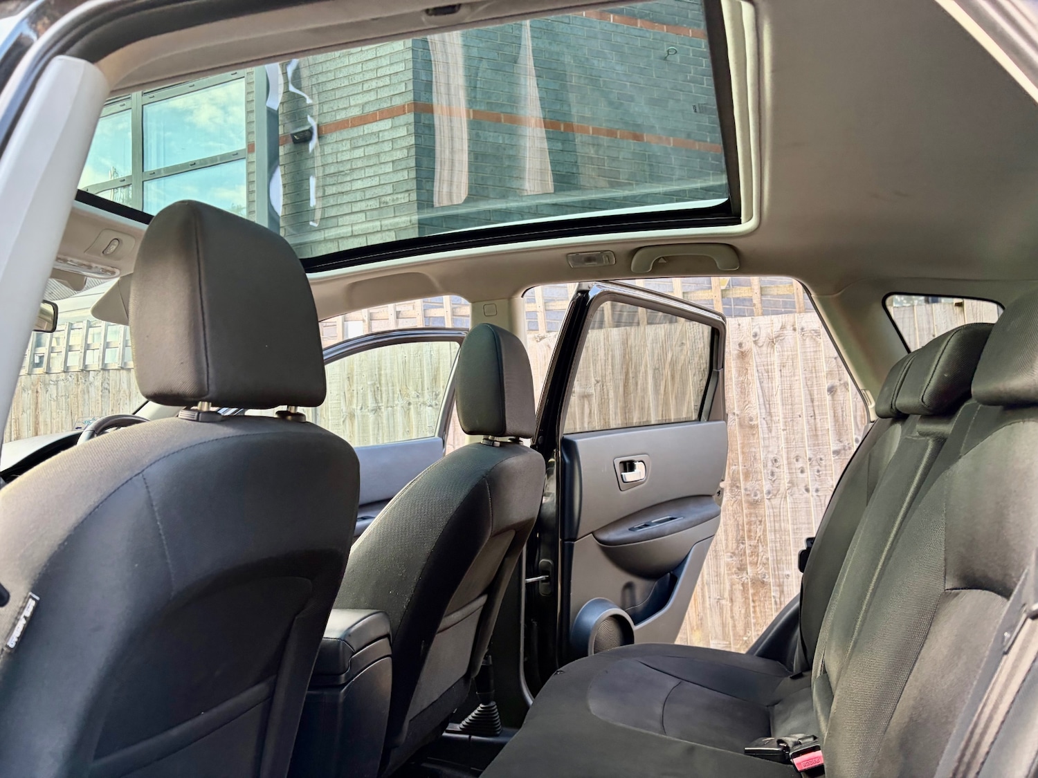 Used Nissan Qashqai 2012 for sale - 76882009: Photo 30