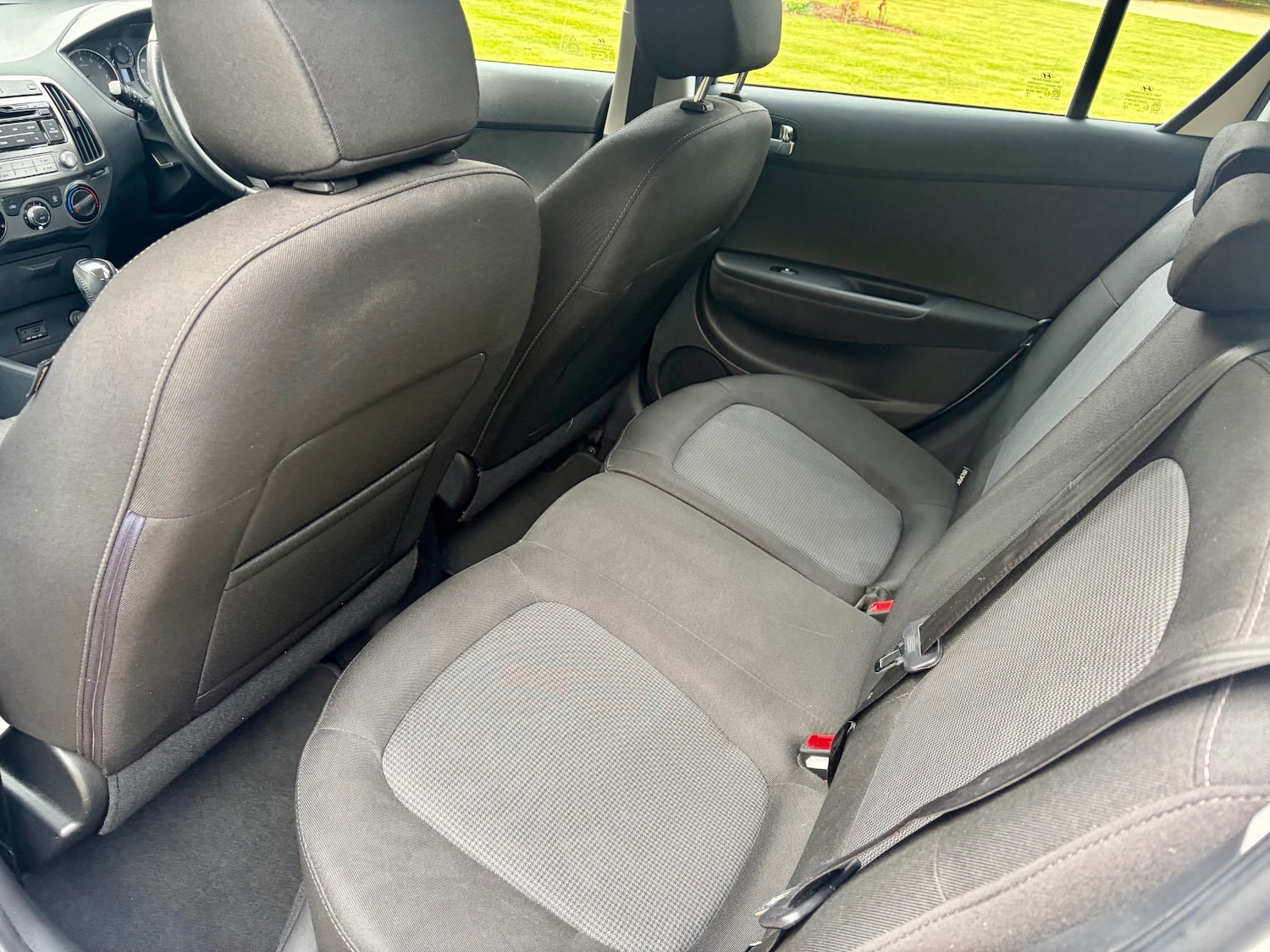 Used Hyundai i20 2013 for sale - 78132656: Photo 28