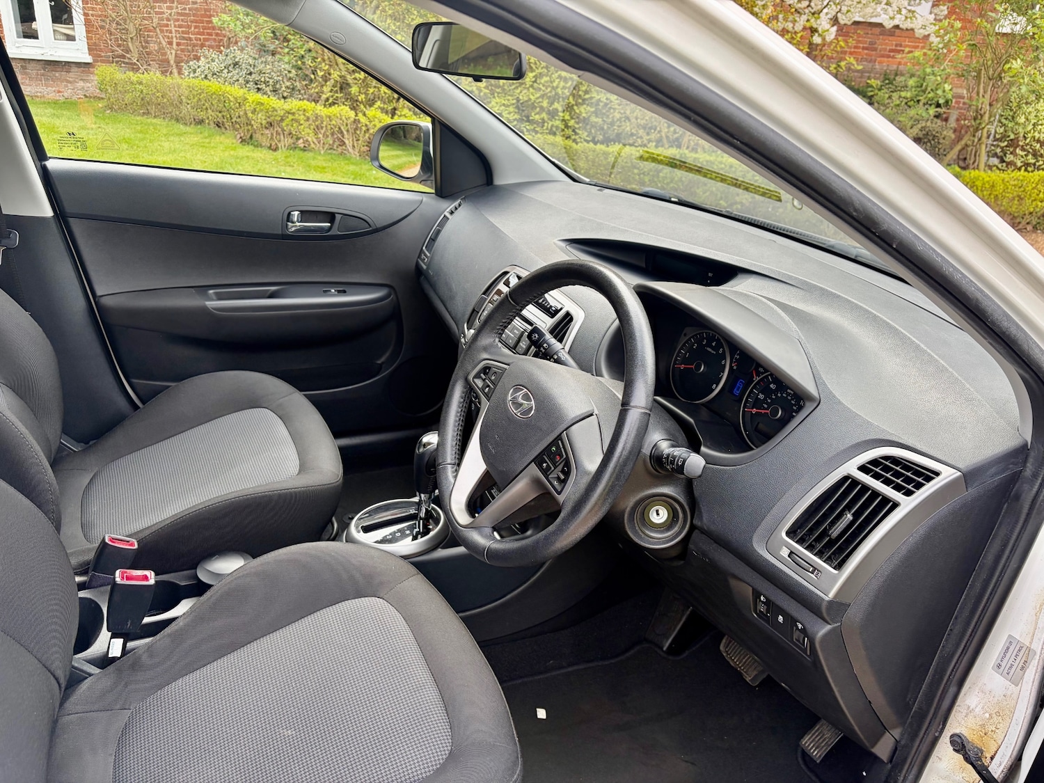 Used Hyundai i20 2013 for sale - 78132656: Photo 30