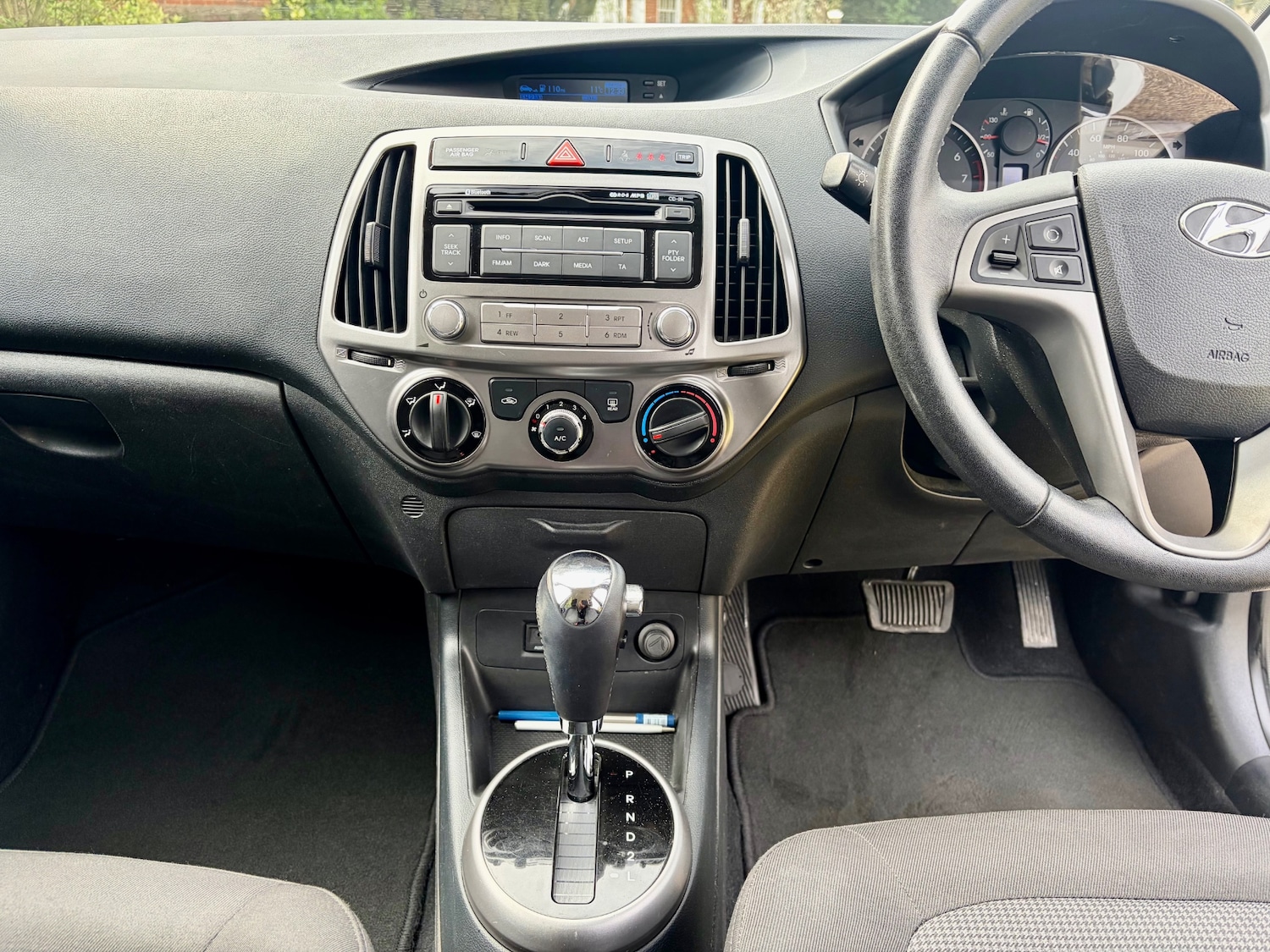 Used Hyundai i20 2013 for sale - 78132656: Photo 33