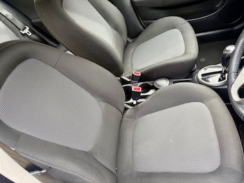 Used Hyundai i20 2013 for sale - 78132656: Photo