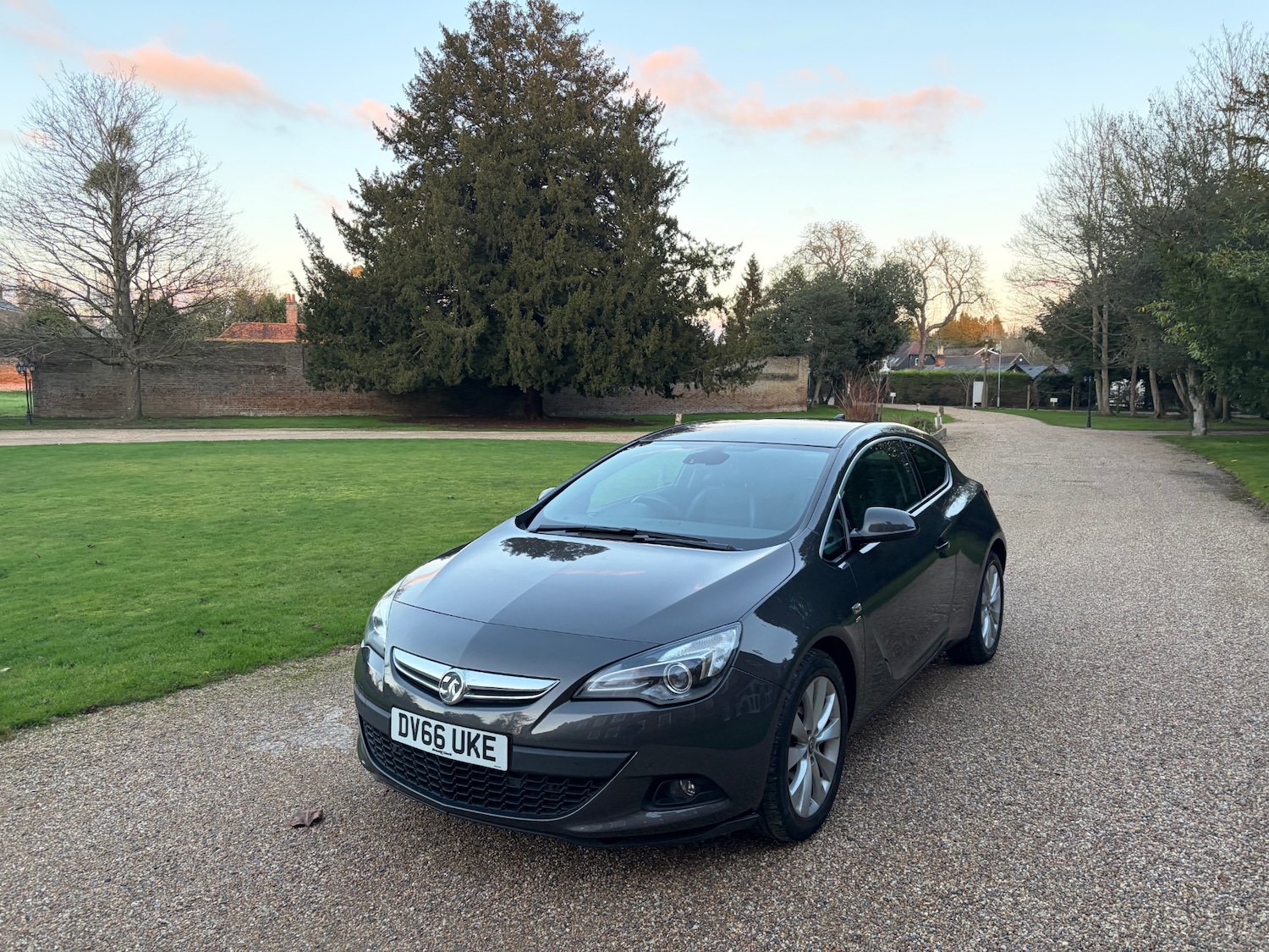 Used Vauxhall Astra GTC 2016 for sale - 77080733: Photo 1