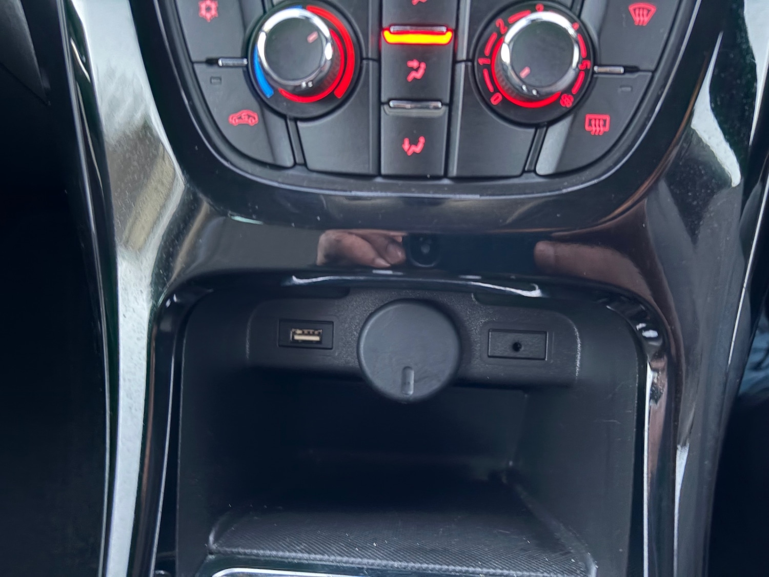 Used Vauxhall Astra GTC 2016 for sale - 77080733: Photo 7