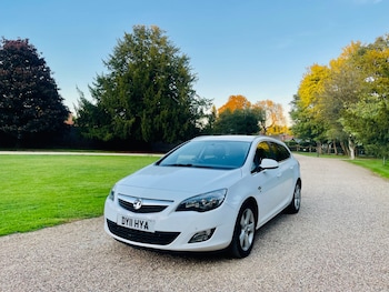 Used Vauxhall Astra 2011 for sale - 76071455: Photo