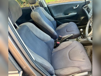 Used Honda Jazz 2013 for sale - 77189075: Photo