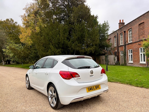 Used Vauxhall Astra 2015 for sale - 76306099: Photo 37