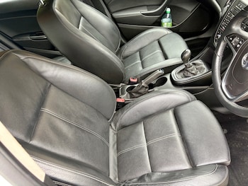 Used Vauxhall Astra 2015 for sale - 76306099: Photo
