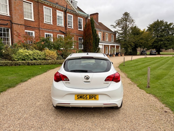 Used Vauxhall Astra 2015 for sale - 76306099: Photo 9