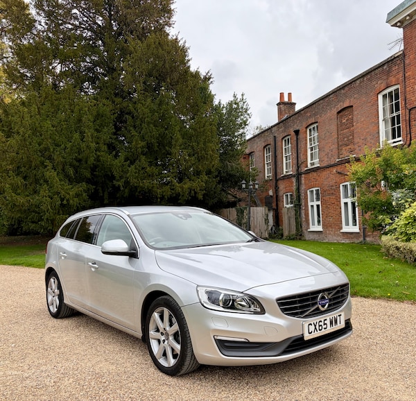 Used Volvo V60 2015 for sale - 76289648: Photo 14