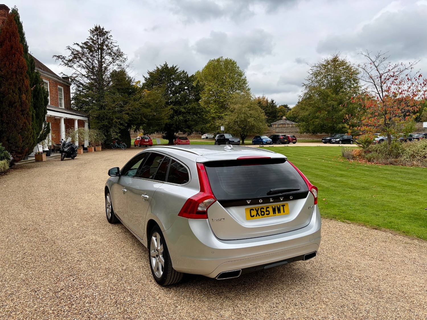 Used Volvo V60 2015 for sale - 76289648: Photo 18