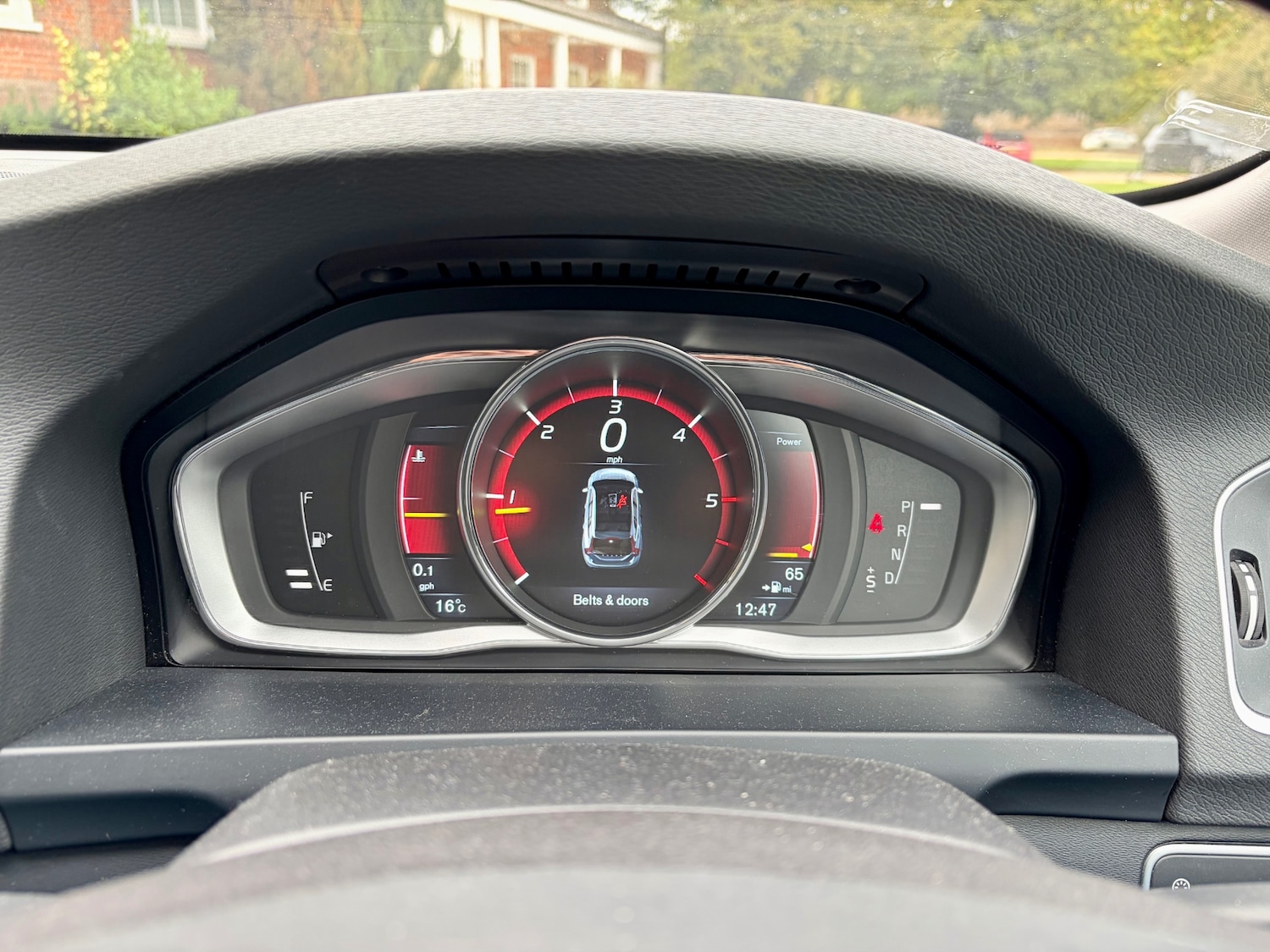 Used Volvo V60 2015 for sale - 76289648: Photo 33